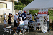 エイドステーションで栄養補給