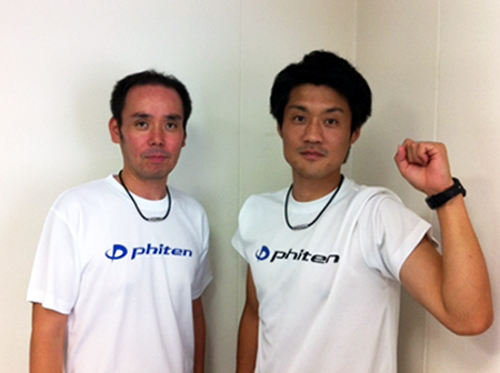 写真向かって左：荻野社員、右：和田社員